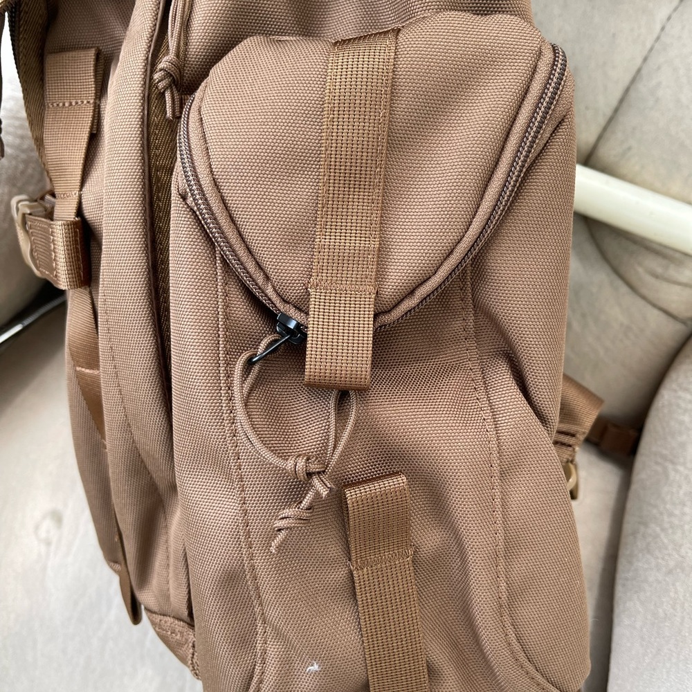 Nike SFS Responders Backpack - Picture 7 of 8